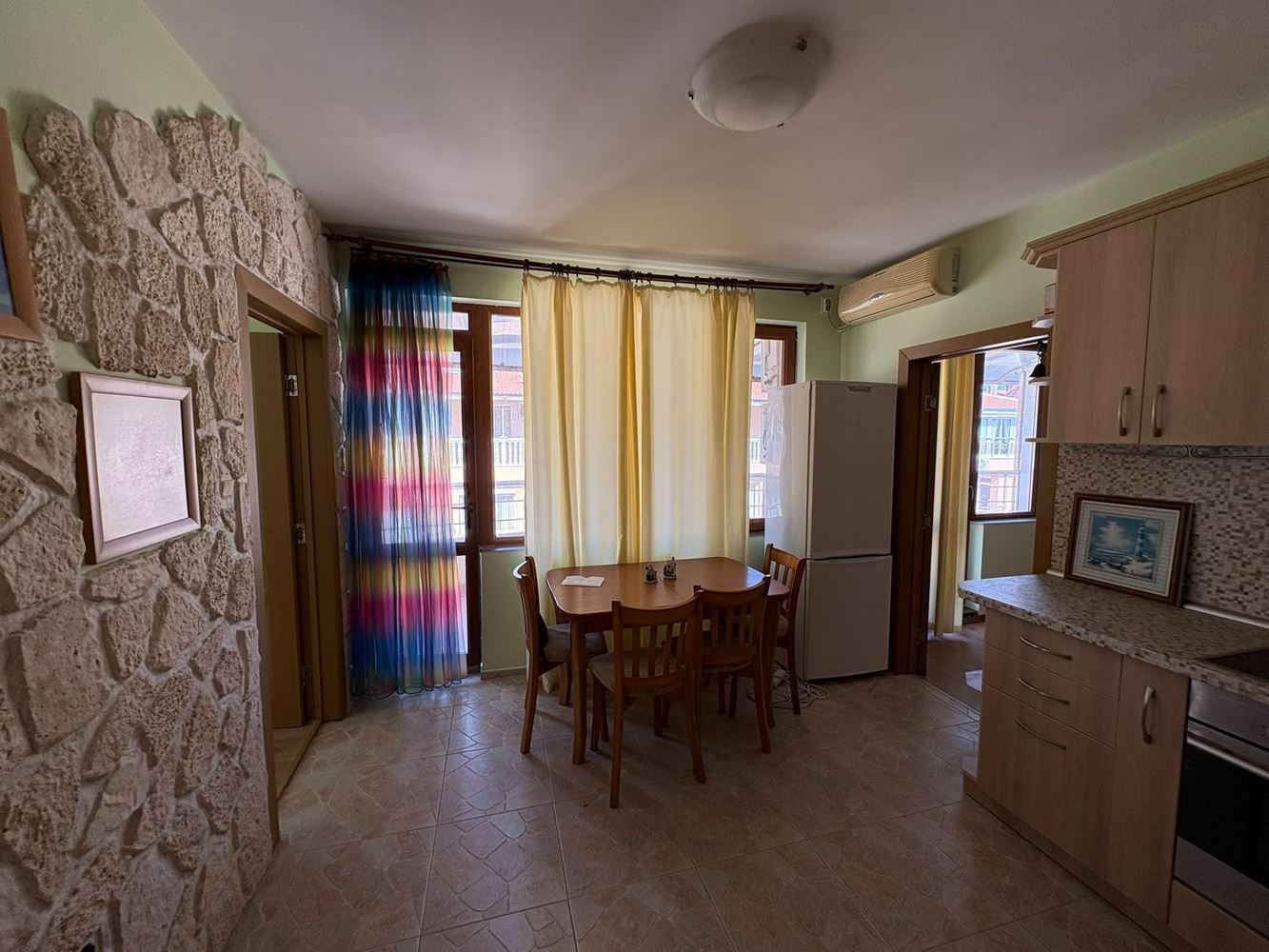 Wohnung mit zwei Schlafzimmern in Pomorie – das Meer ist bequem zu Fuß erreichbar