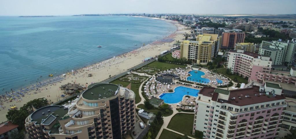 Luxuriöse Einzimmerwohnung in einem prestigeträchtigen First-Line-Komplex – Komfort, Stil und endlose Annehmlichkeiten