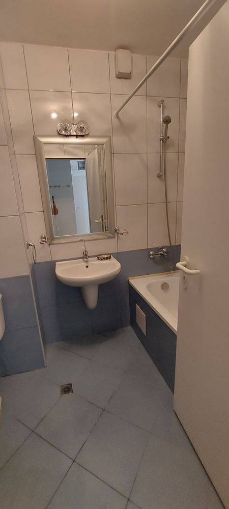 Erste Meereslinie in Aheloy – Wohnung mit einem Schlafzimmer, Panoramablick auf das Meer, eigenem Garten und hervorragenden Annehmlichkeiten