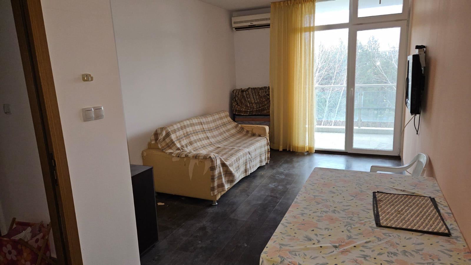 Geräumige Zweizimmerwohnung in einer modernen Wohnanlage im Herzen von Sonnenstrand – ausgezeichnete Investition und bezugsfertig