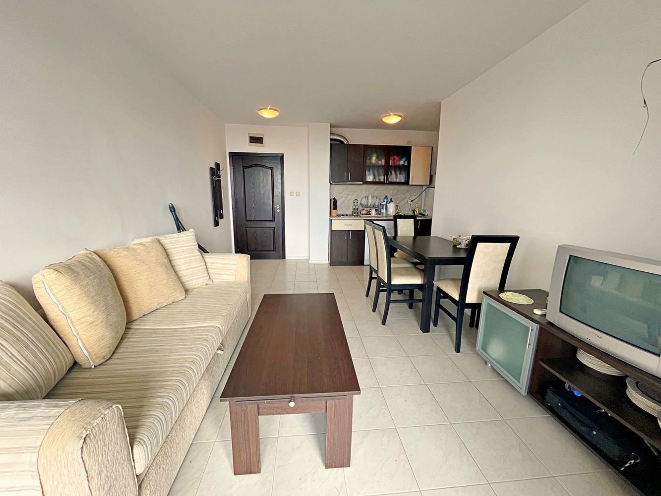 Zweizimmerwohnung mit Panoramameerblick in Sveti Vlas – Stil, Komfort und ausgezeichnete Investition