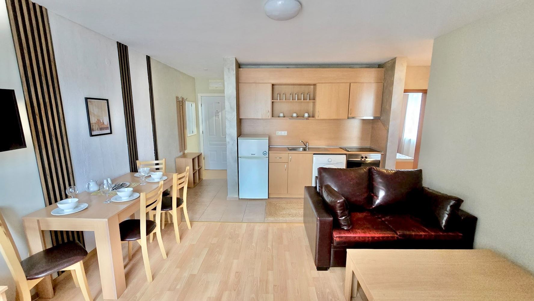 Geräumige 3-Zimmer-Wohnung in Sonnenstrand – voll möbliert und bezugsfertig