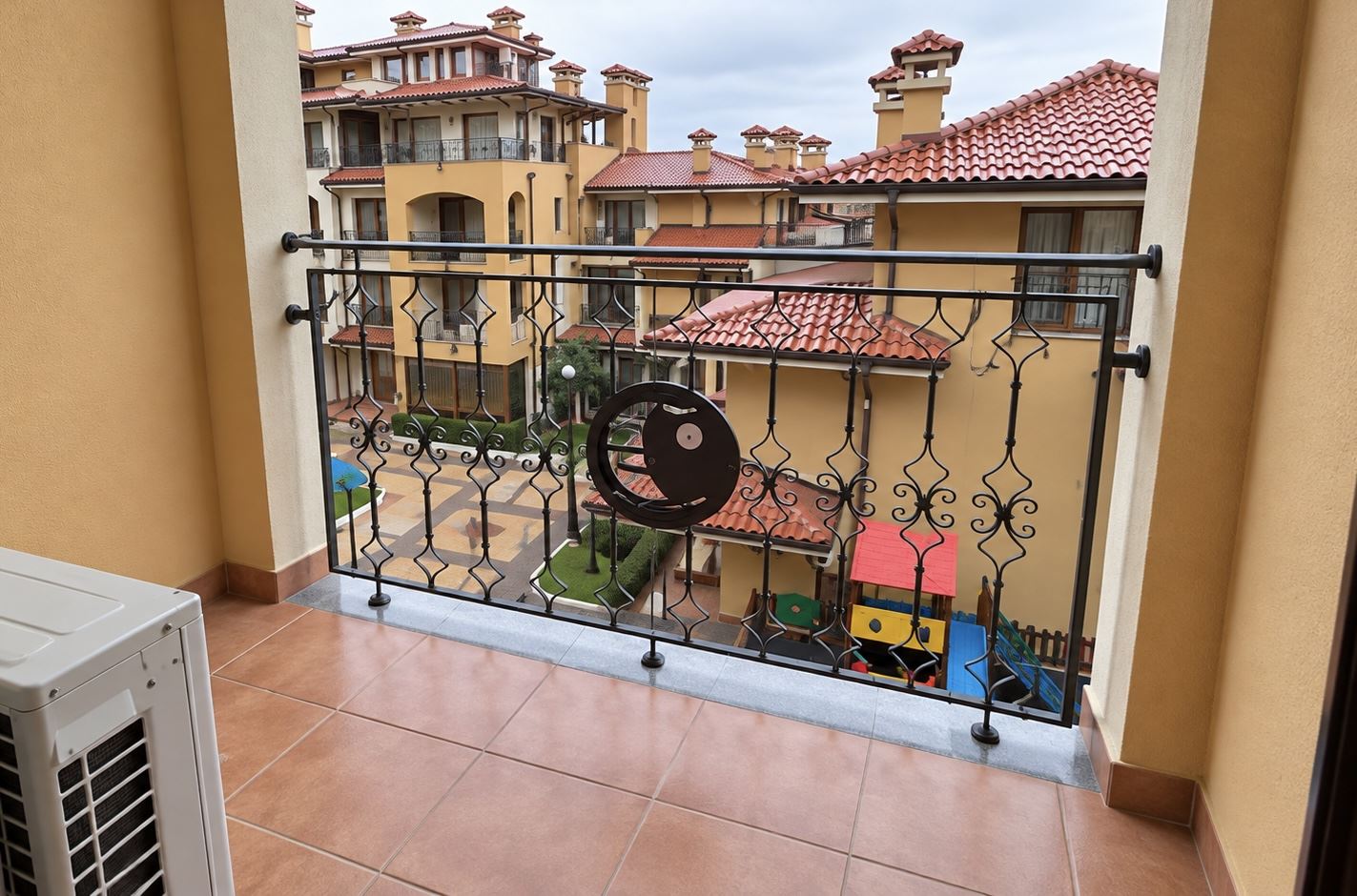 Sveti Vlas: Stilvolles Studio mit Südausrichtung in einer Anlage mit Pool und Act 16