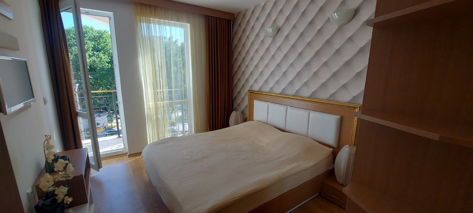 Luxuriöse 2-Zimmer-Wohnung in einer renommierten Anlage in Sonnenstrand