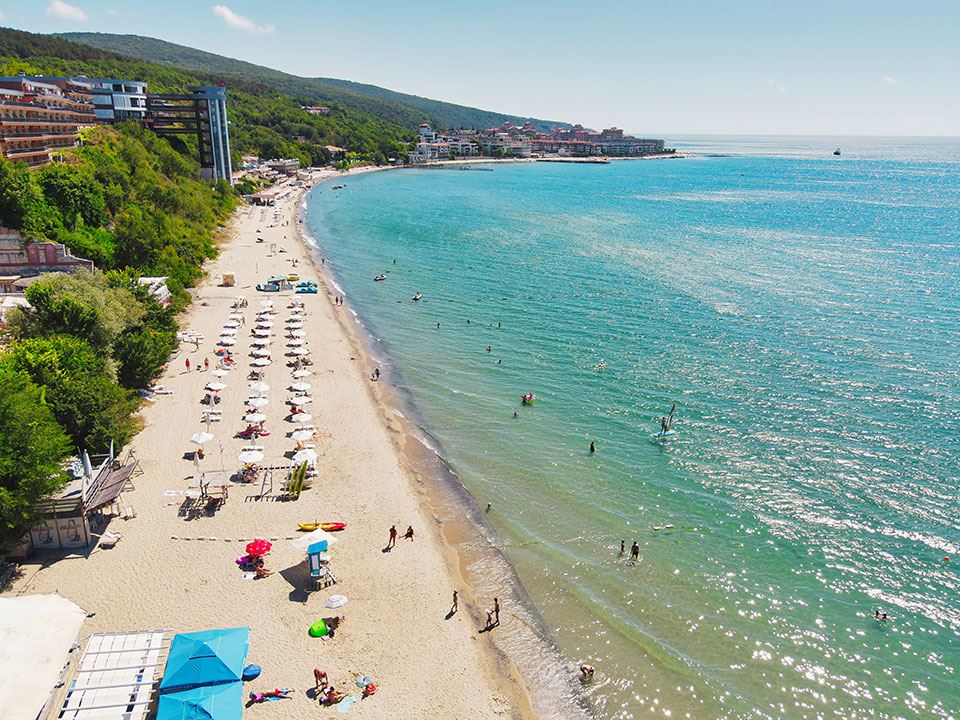 Wunderschöne 2-Zimmer-Wohnung in Sveti Vlas mit Meerblick – hervorragende Investition nur wenige Schritte vom Strand entfernt