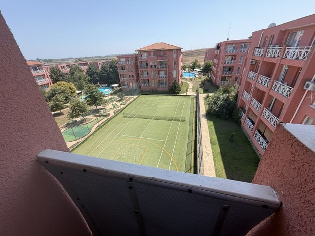 Brandneue Wohnung mit einem Schlafzimmer und Poolblick in der Region Sonnenstrand – Act 16 und hervorragende Infrastruktur