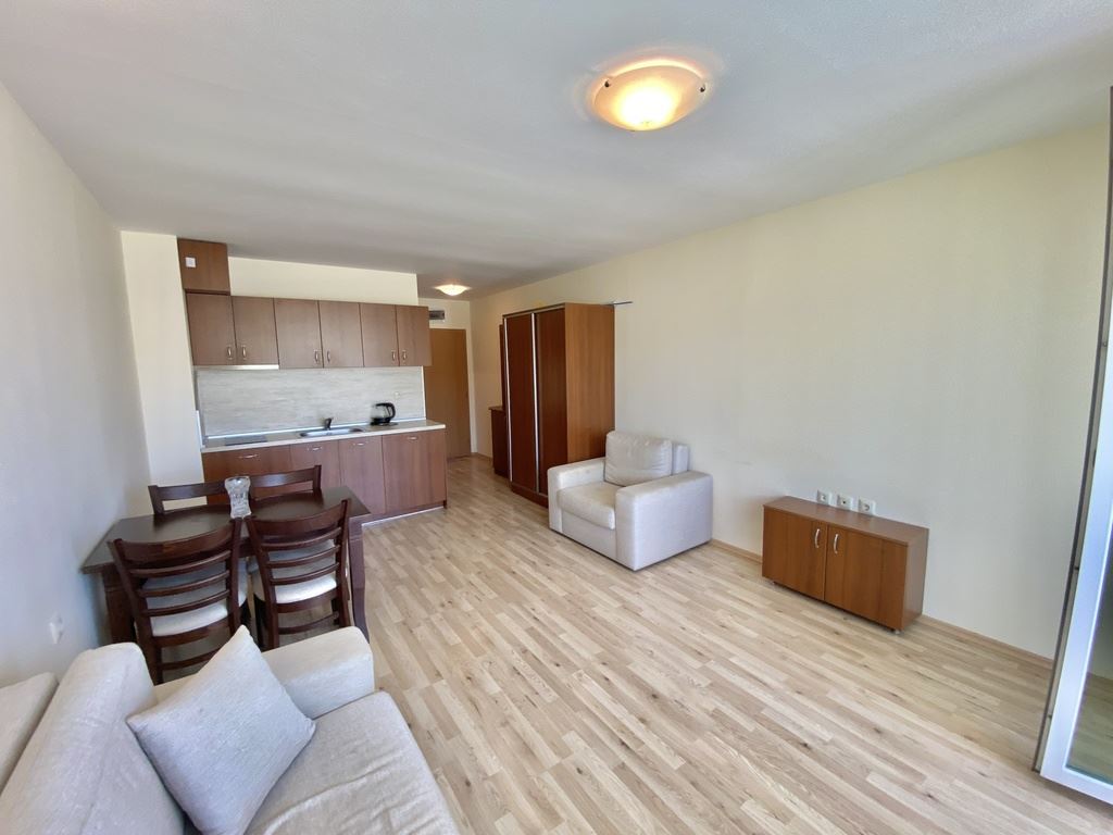 Funktionales Studio mit Blick auf das Stara-Planina-Gebirge – Sonnenstrand, nördlicher Teil, 500 m vom Strand entfernt