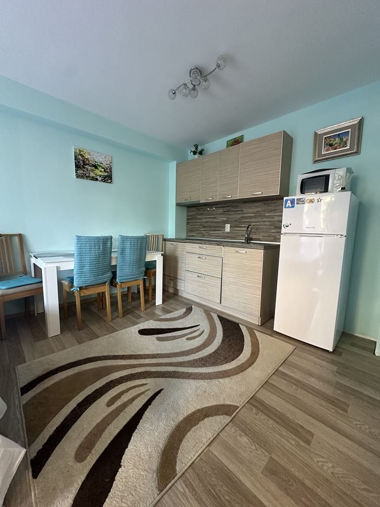 Studio in Sveti Vlas – Ruhe, Grün und hervorragende Lage nahe dem Meer