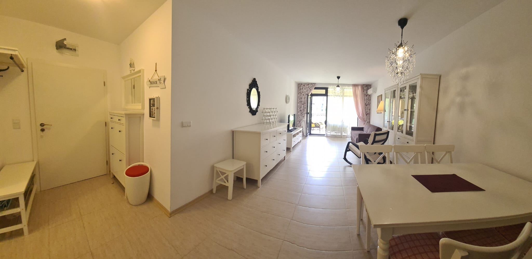 Luxuriöse Drei-Zimmer-Wohnung (Apartment mit zwei Schlafzimmern) in einem Elite-Komplex in Sosopol