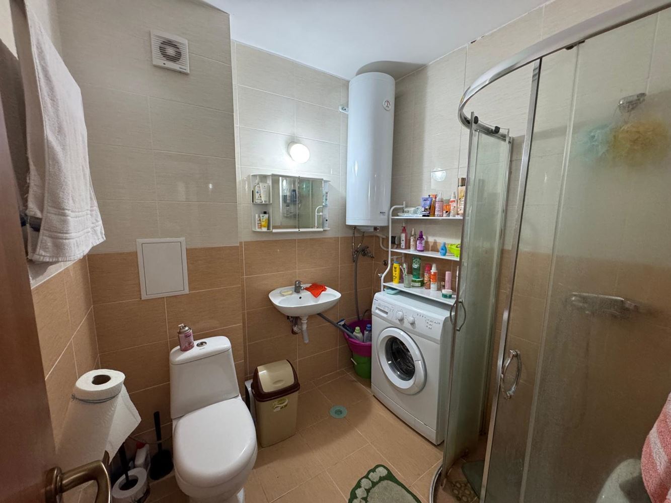 Geräumiges Studio mit Meerblick und separatem Schlafbereich in Aheloy