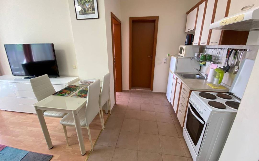 Geräumige Wohnung mit einem Schlafzimmer in einem modernen Komplex in Sonnenstrand – Komfort, Grünflächen und Annehmlichkeiten für Bewohner