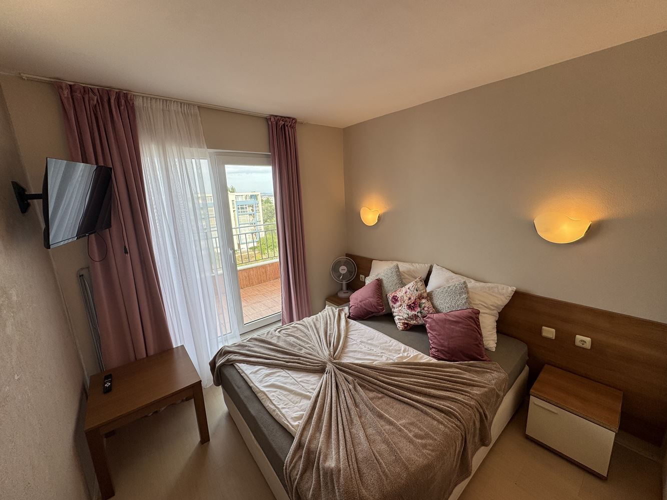 Wohnung mit einem Schlafzimmer und Panoramablick im Herzen von Sonnenstrand
