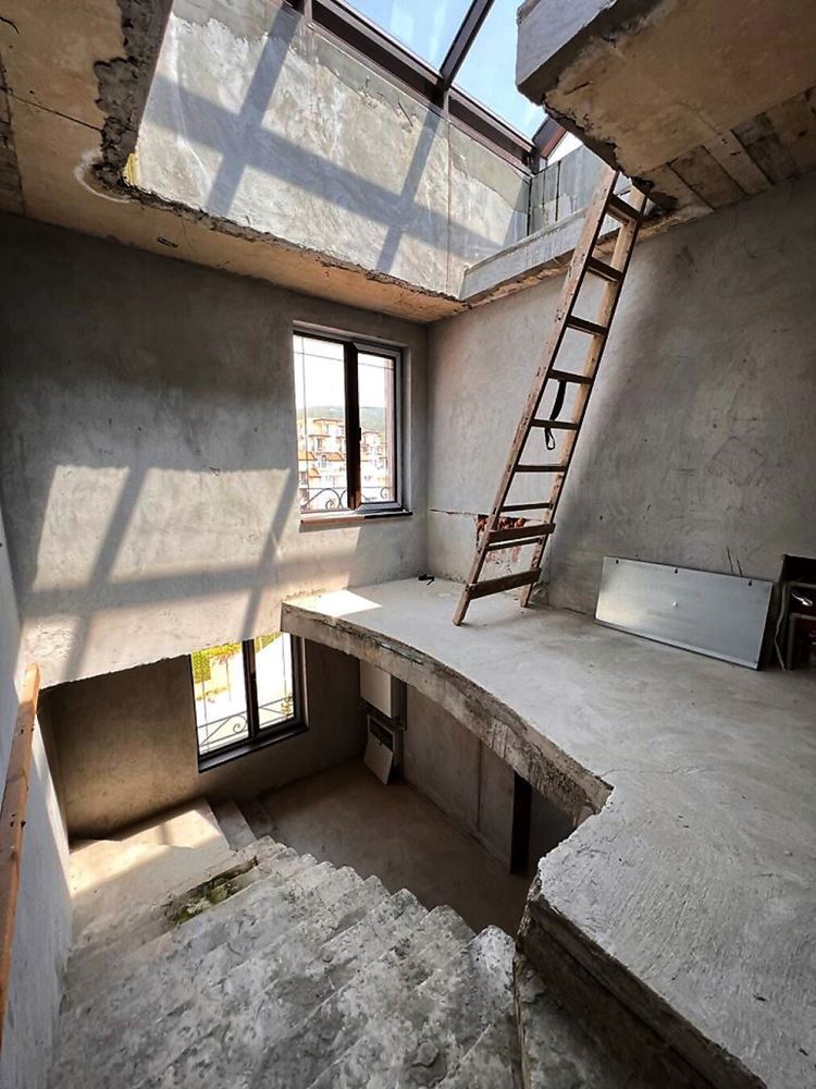 Maisonettewohnung auf drei Ebenen mit Panoramameerblick, privater Sauna und riesiger Terrasse in Sveti Vlas