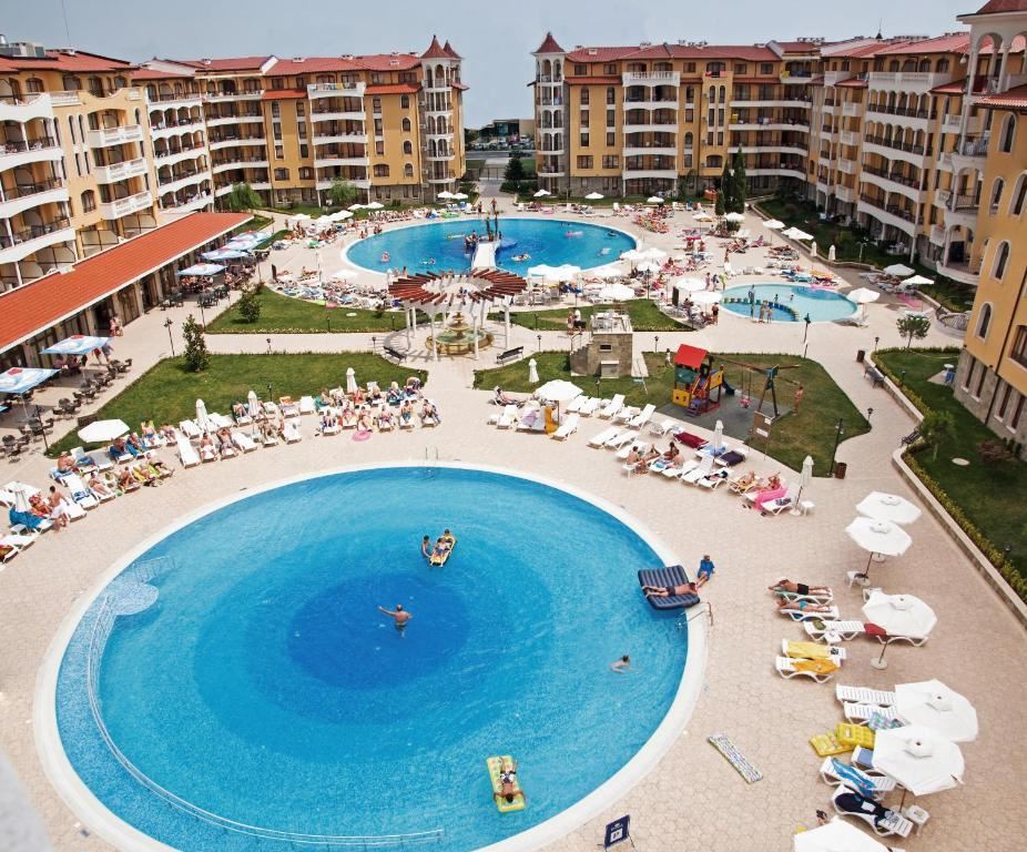 Möbliertes Studio mit hervorragenden Annehmlichkeiten in Sonnenstrand – bezugsfertige Immobilie für Urlaub und Investition