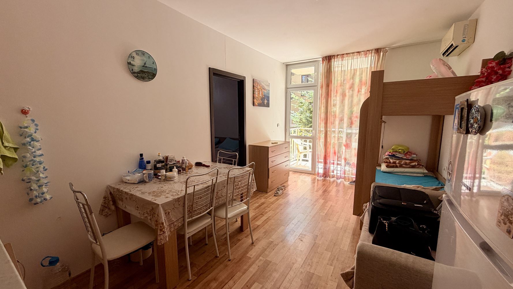 Gemütliche Wohnung mit einem Schlafzimmer und Poolblick in einer ruhigen Gegend von Sonnenstrand