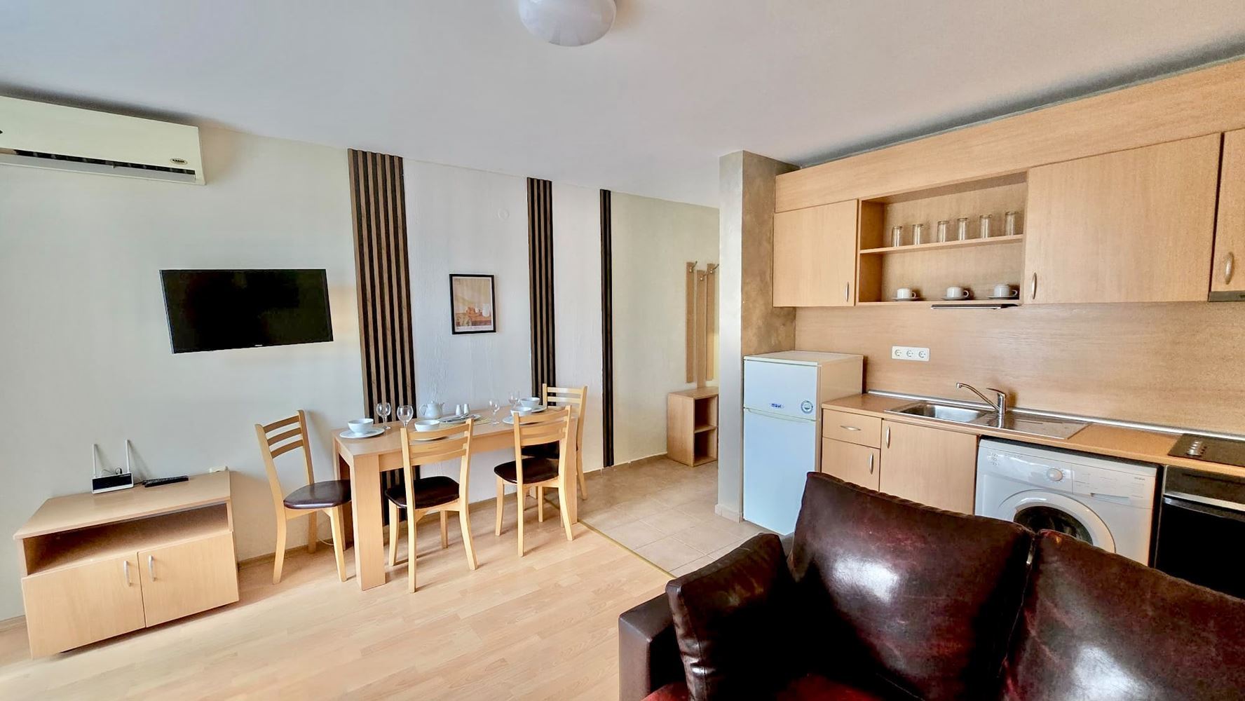 Geräumige 3-Zimmer-Wohnung in Sonnenstrand – voll möbliert und bezugsfertig
