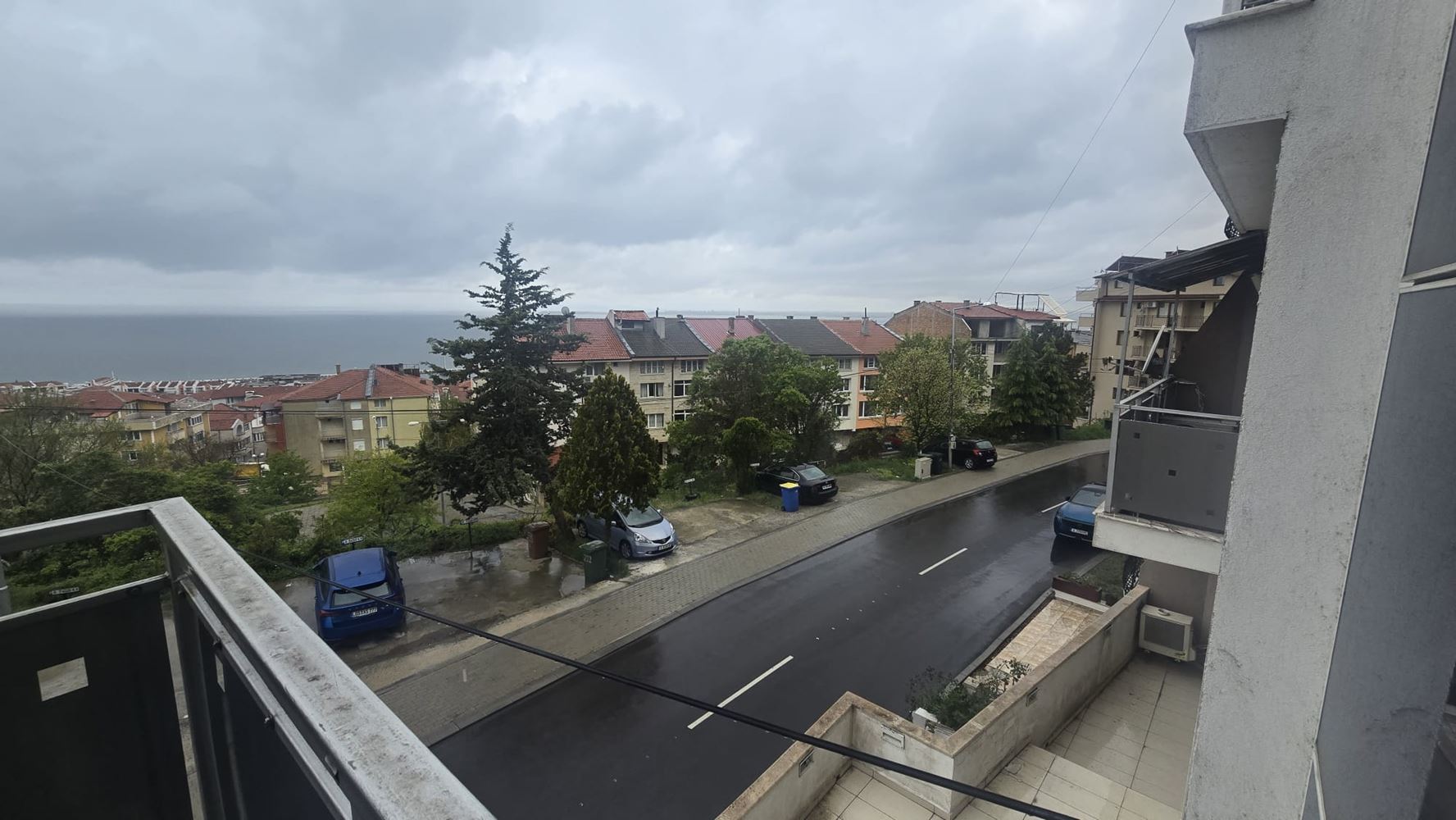 Großes Studio in Sveti Vlas mit hervorragender Fläche, praktischer Lage und bezugsfertig