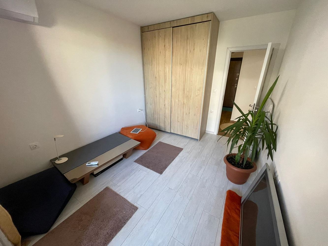 Möblierte Wohnung mit einem Schlafzimmer ohne Wartungsgebühr in Sarafovo