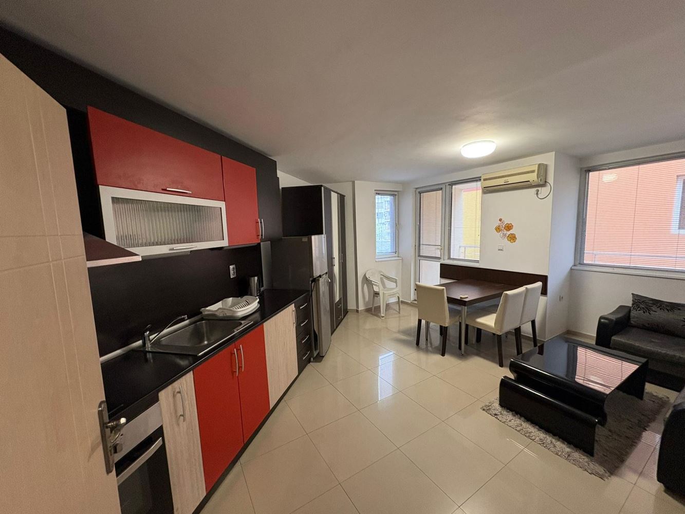 Zwei-Zimmer-Wohnung in Pomorie – ausgezeichnete Lage nur 400 m vom Meer und Stadtzentrum entfernt