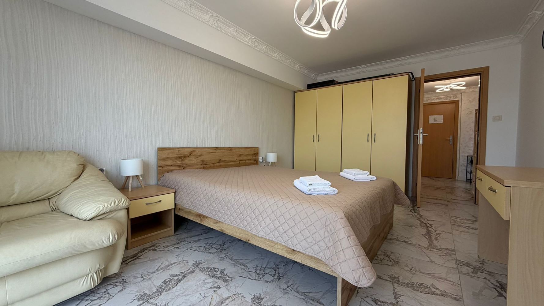 Geräumige Zwei-Zimmer-Wohnung 300 m vom Meer in Sunny Beach – Komfort, Sicherheit und hervorragende Investition