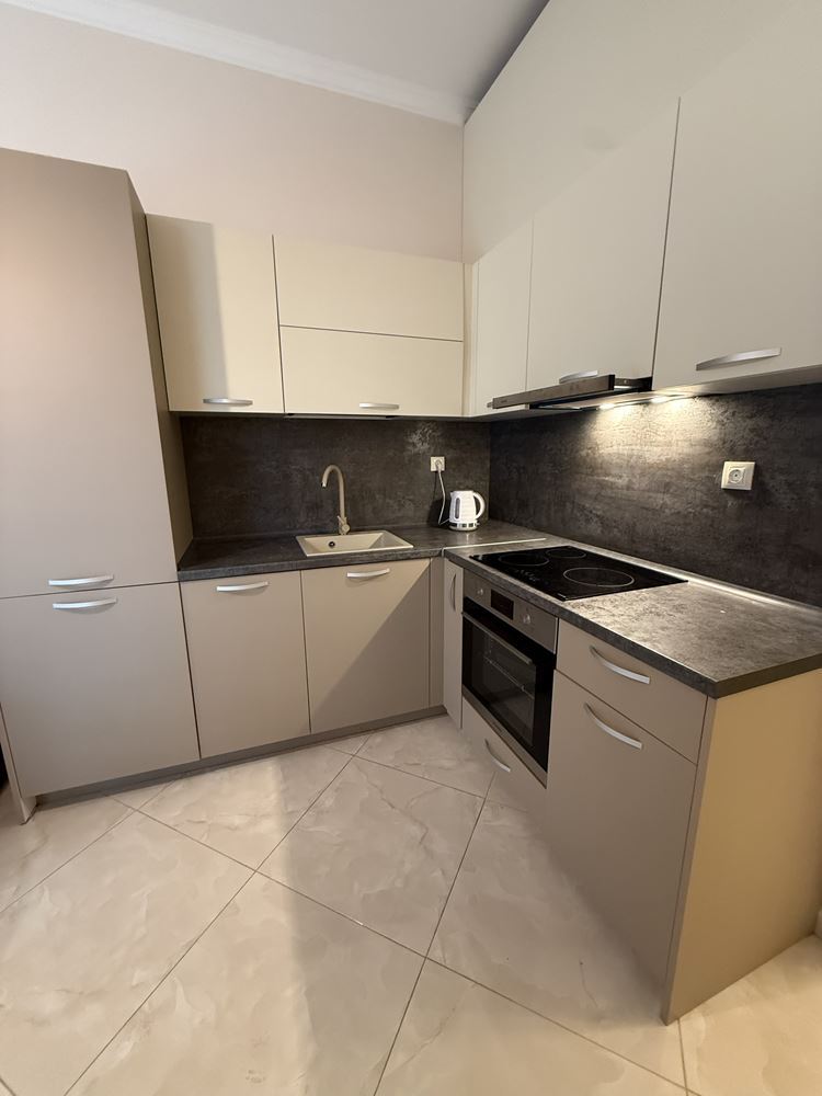 Wohnung mit einem Schlafzimmer in Sveti Vlas – Meereskomfort, SPA-Annehmlichkeiten und ganzjähriger Luxus in einer prestigeträchtigen Anlage
