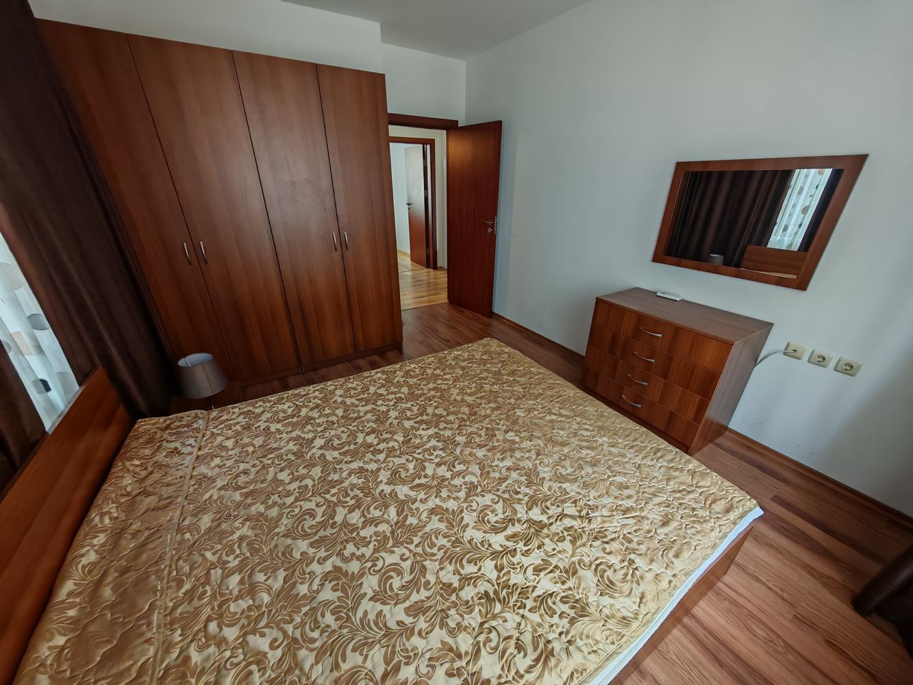 Zwei-Zimmer-Wohnung mit zwei Schlafzimmern in Sveti Vlas mit hervorragenden Annehmlichkeiten in einer geschlossenen Wohnanlage