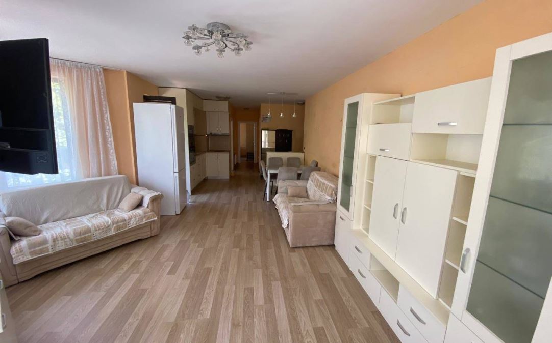 Zwei-Zimmer-Wohnung 50 Meter vom Strand in Ravda – modernes Gebäude, Komfort und ausgezeichnete Lage