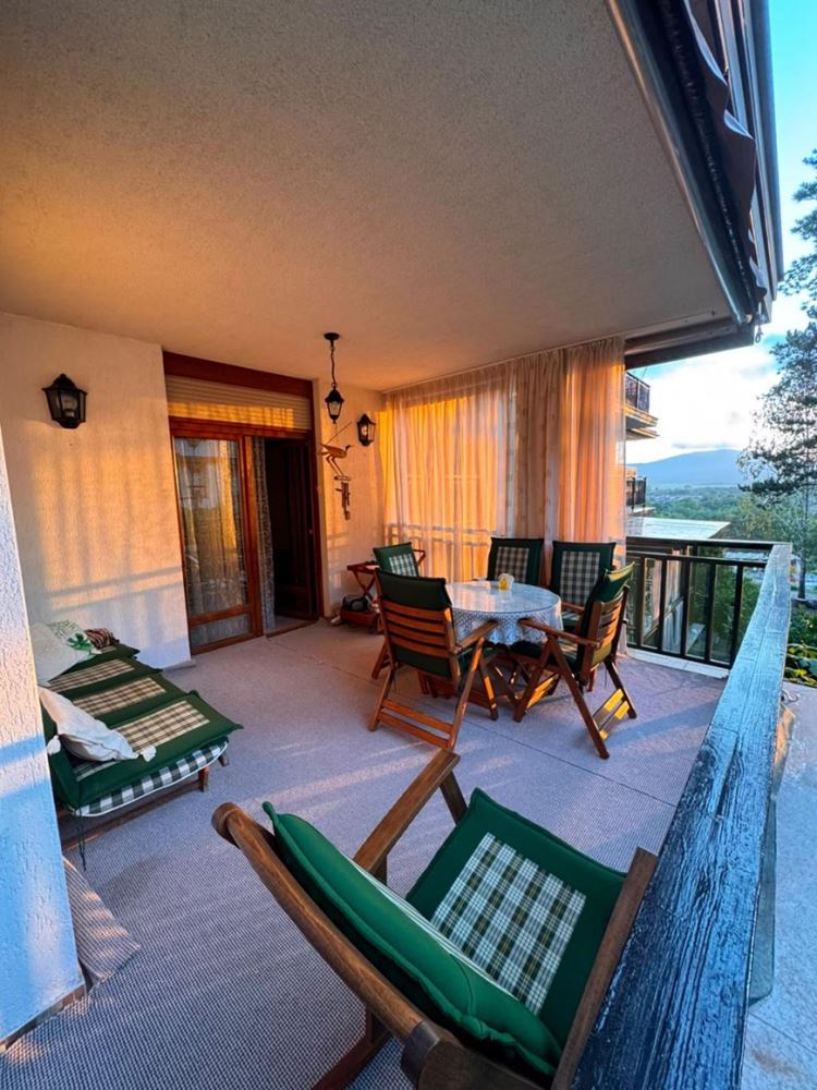 Drei-Zimmer-Wohnung mit Meerblick zwischen Pinien – Luxus und Ruhe in erster Meereslinie in Sozopol
