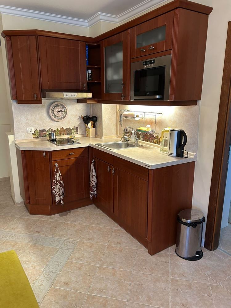 Drei-Zimmer-Wohnung mit Meerblick zwischen Pinien – Luxus und Ruhe in erster Meereslinie in Sozopol