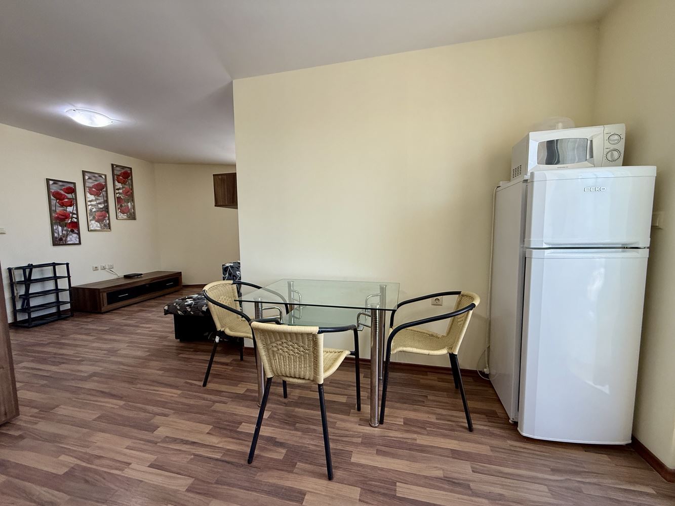 Geräumige Zweizimmerwohnung in der Nähe des Lidl-Supermarkts in Sonnenstrand