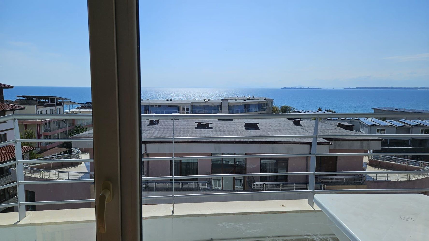2-Zimmer-Wohnung mit Panoramablick auf das Meer in Sveti Vlas