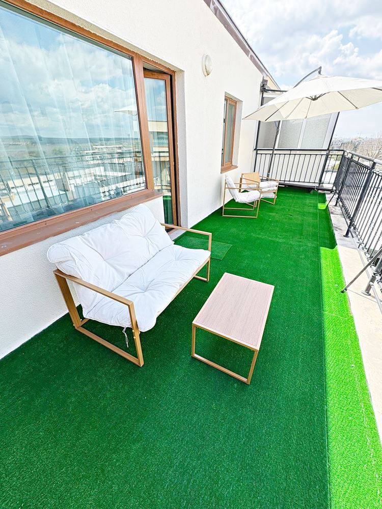 Stilvolle Wohnung mit einem Schlafzimmer und niedriger Wartungsgebühr in einer ausgezeichneten Anlage in Sonnenstrand – bezugsfertig oder als Investition