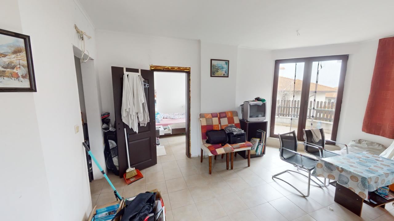 Geräumige Wohnung mit zwei Schlafzimmern in der Nähe von Sonnenstrand – moderner Komfort und SPA-Angebote das ganze Jahr über