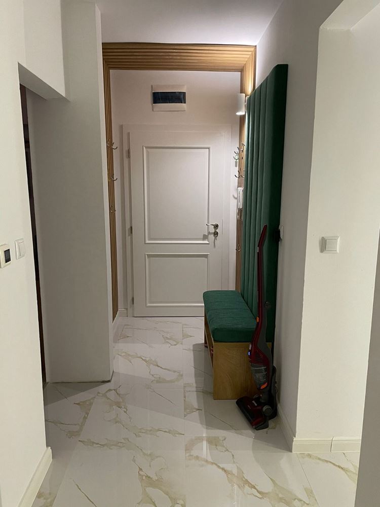 Geräumige Fünfzimmerwohnung mit Meerpanorama in Pomorie – Komfort, Stil und Funktionalität für eine große Familie