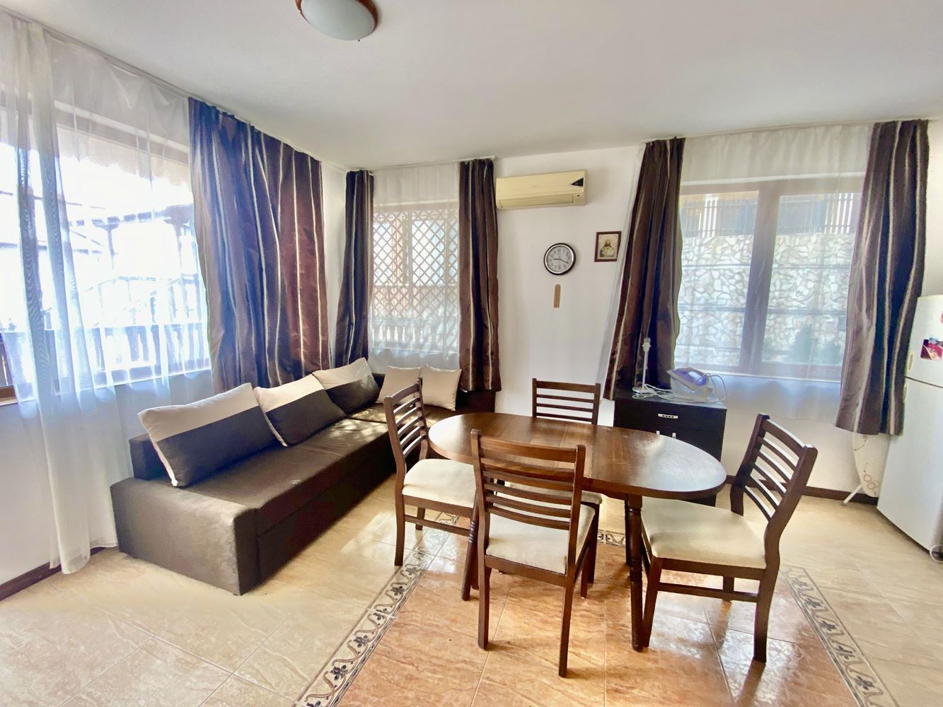 Luxusapartment in erster Meereslinie in Sweti Wlas – zwei Schlafzimmer, Meerblick und vollständige Infrastruktur