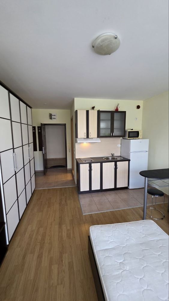 Praktisches und gemütliches Studio in Sonnenstrand – Komfort und Ruhe mit Blick auf den Pool