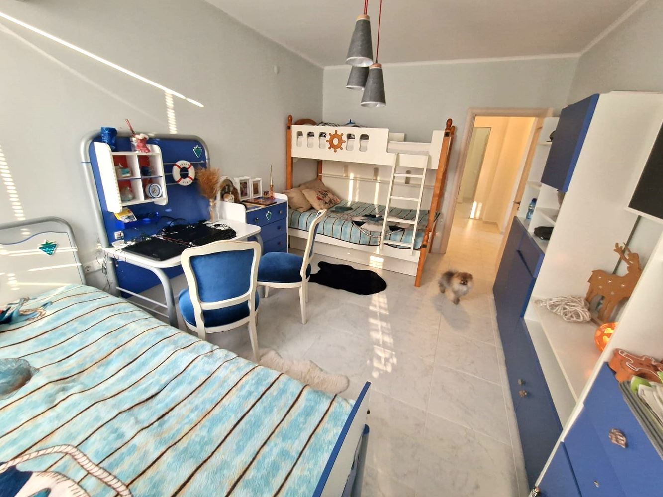 Exklusive Wohnung mit drei Schlafzimmern – höchster Wohnstandard und diskreter Luxus