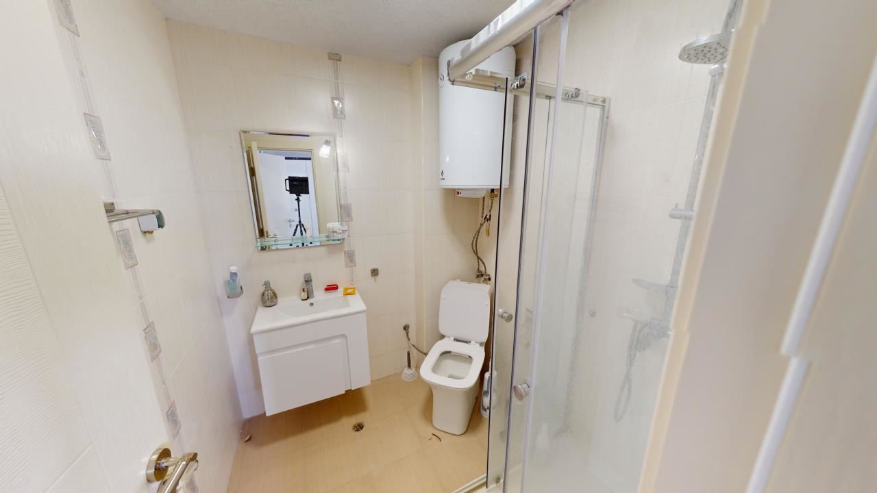 3-Zimmer-Wohnung mit Bergpanorama in einer ganzjährig betriebenen Anlage in der Region Sonnenstrand