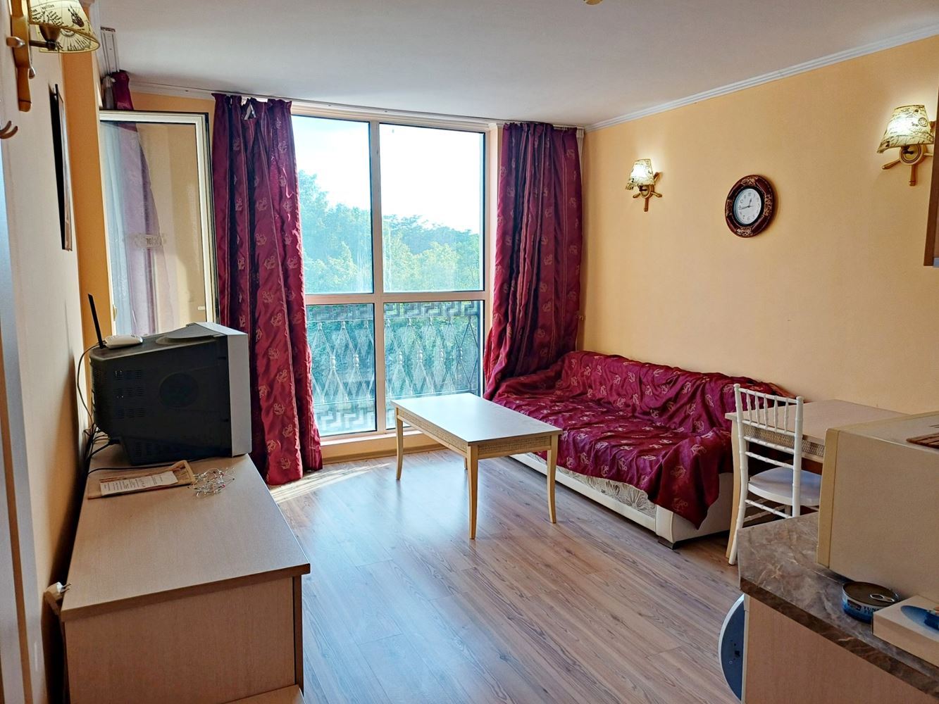 Elegante 2-Zimmer-Wohnung nur 100 Meter vom Strand in einer prestigeträchtigen Anlage in Sonnenstrand