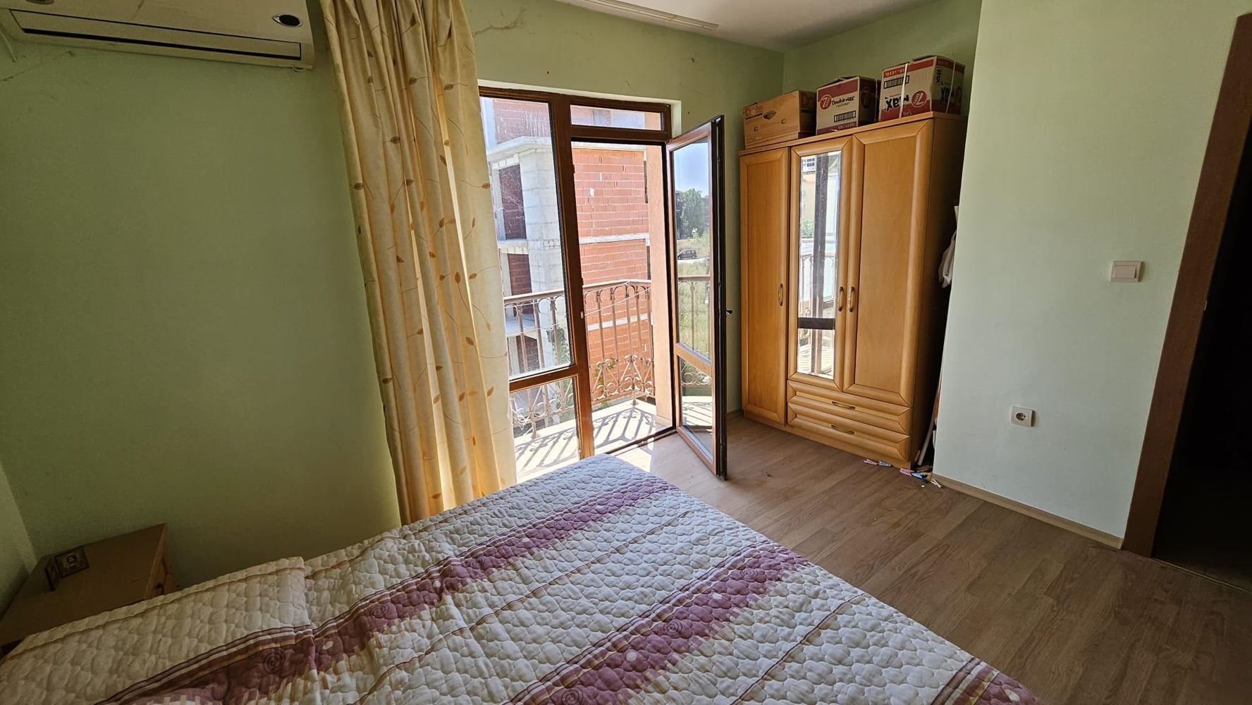 Zweizimmerwohnung mit einem Schlafzimmer in Primorsko mit Akt 16 – Swimmingpool, geschlossene Wohnanlage und Strand in fußläufiger Entfernung