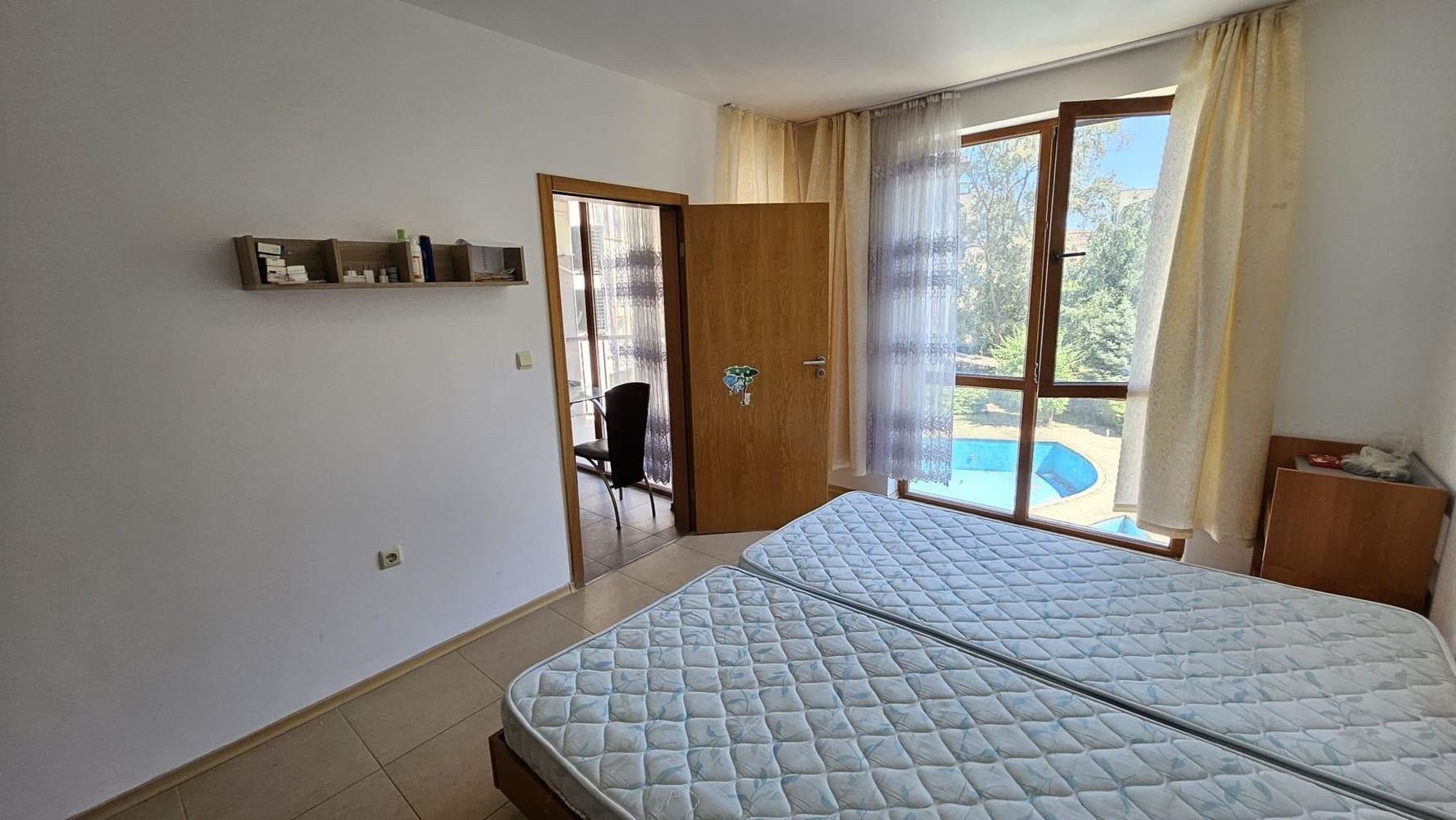 Wohnung in einer Wohnanlage in Sonnenstrand mit Swimmingpools, Restaurant und niedriger Instandhaltungsgebühr