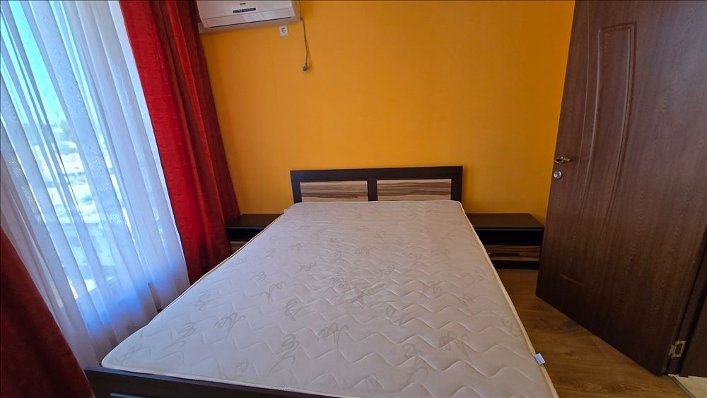 Zweizimmerwohnung ohne Instandhaltungsgebühr in Sarafovo – nach einer Auffrischungsrenovierung