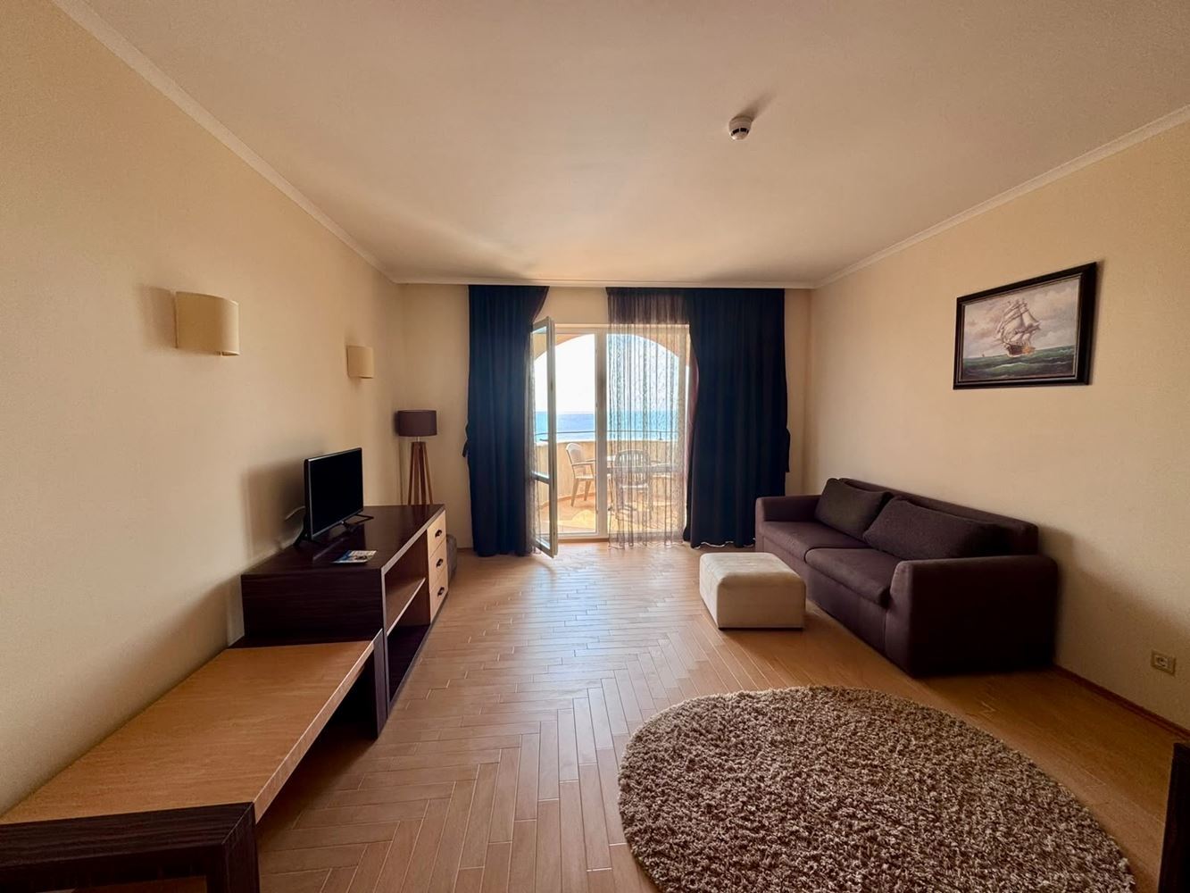 Zweizimmerwohnung in erster Meereslinie mit Panoramablick auf das Meer in Sonnenstrand