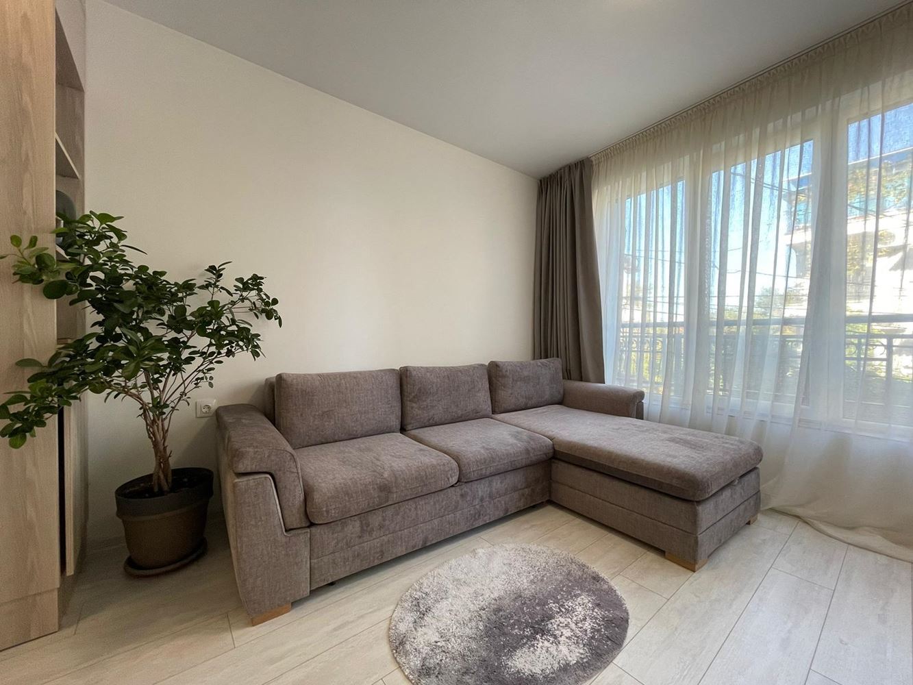 Möblierte Wohnung mit einem Schlafzimmer ohne Wartungsgebühr in Sarafovo