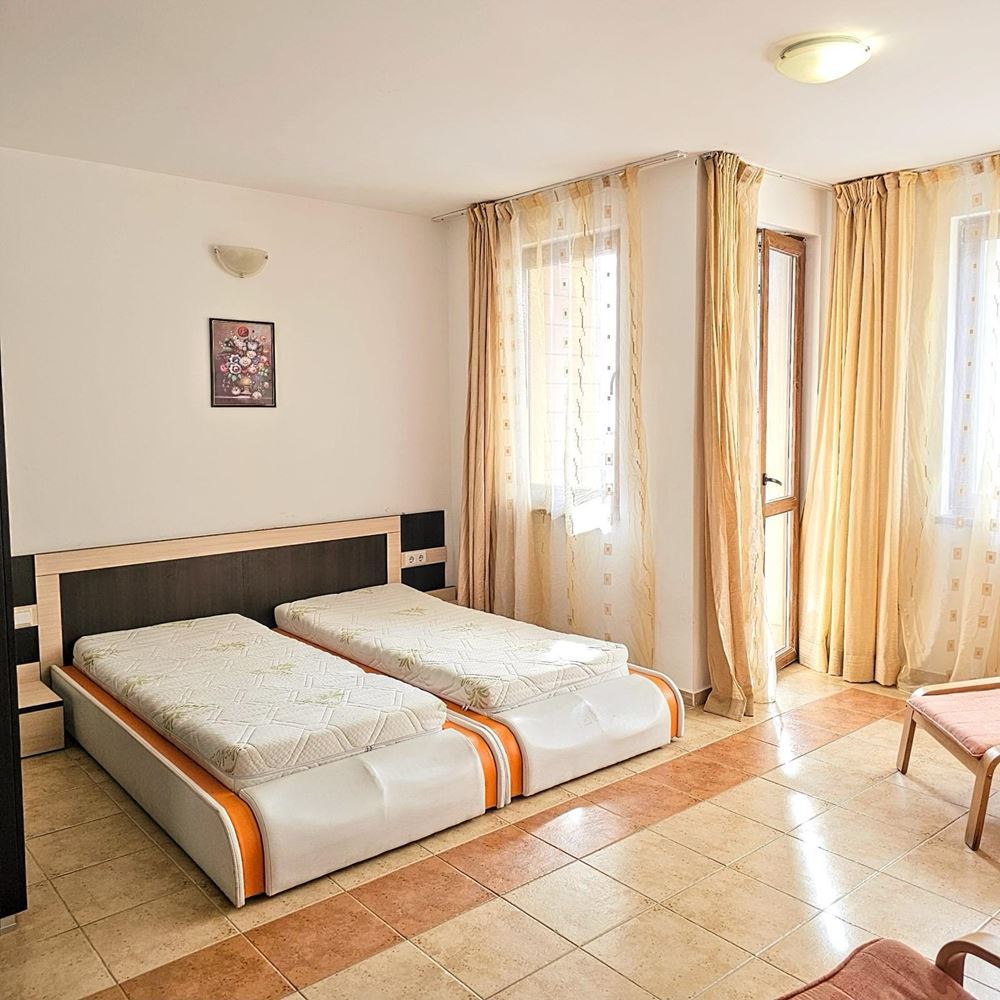 Geräumiges Studio in erstklassiger Lage in Pomorie