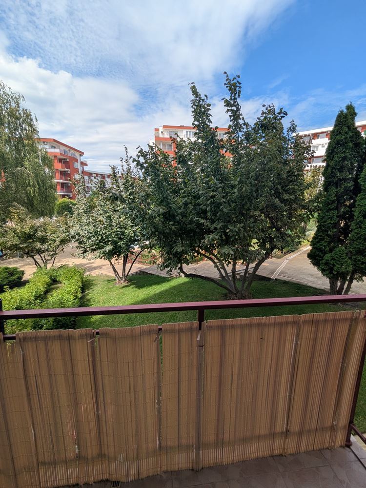 Große 2-Zimmer-Wohnung in erster Meereslinie in Sveti Vlas – Großzügigkeit, Komfort und Meeresatmosphäre