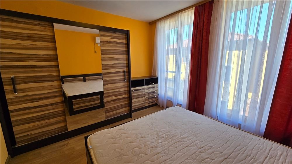 Zweizimmerwohnung ohne Instandhaltungsgebühr in Sarafovo – nach einer Auffrischungsrenovierung