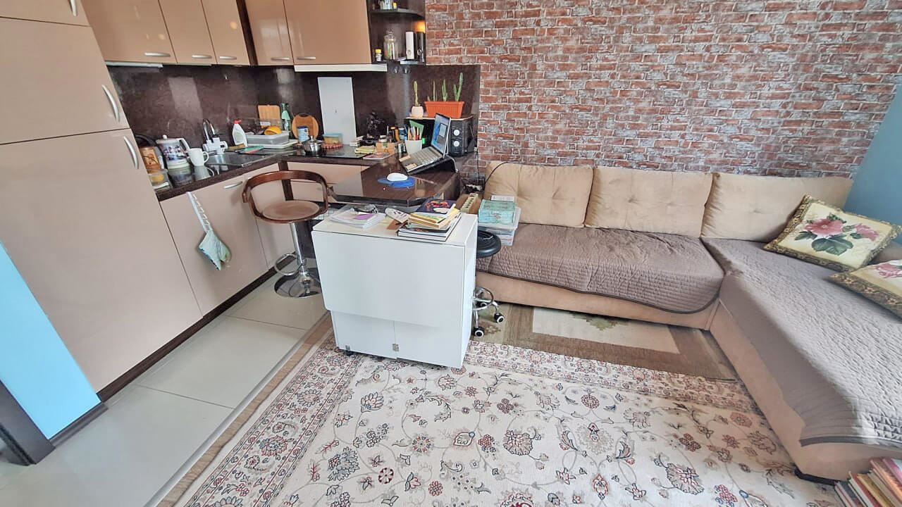 Stilvolle Zweizimmerwohnung nur 300 Meter vom Meer in Sveti Vlas entfernt