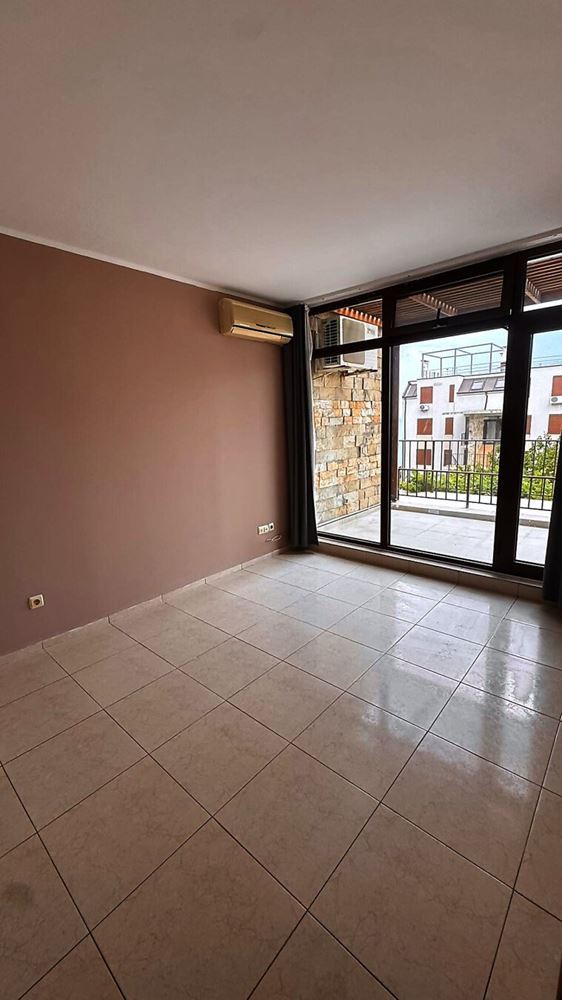Drei-Zimmer-Wohnung mit Meerblick in einer prestigeträchtigen Anlage in Sveti Vlas