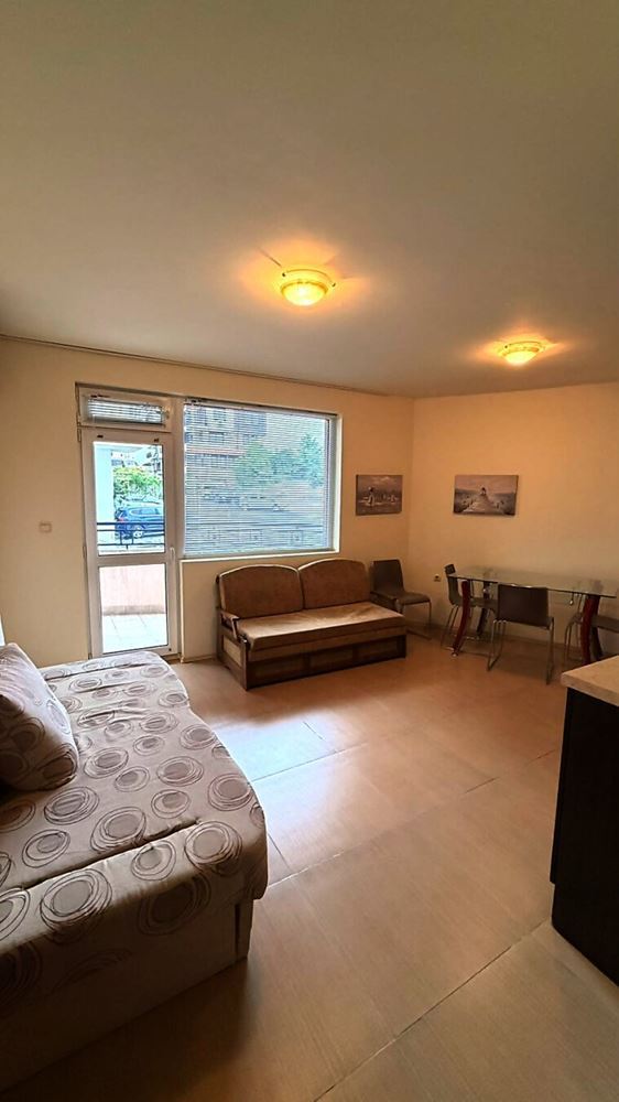 Großzügige Zweizimmerwohnung mit zwei Terrassen in Sveti Vlas – vollständig möbliert und sofort bezugsfertig